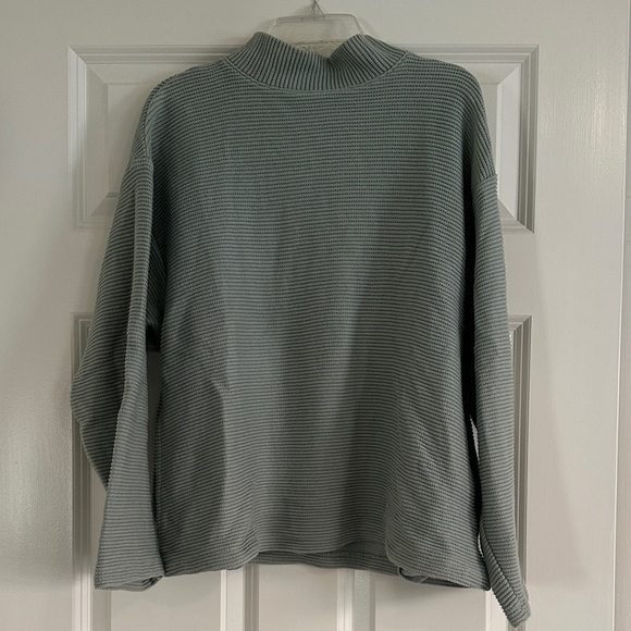 Madewell Turtleneck Sweatshirt - Picture 1 of 2